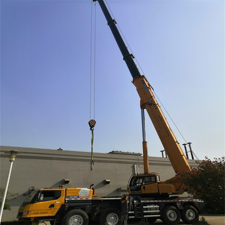 承德鹰手营子矿 选择汽车吊租赁的秘诀与联系方式指南