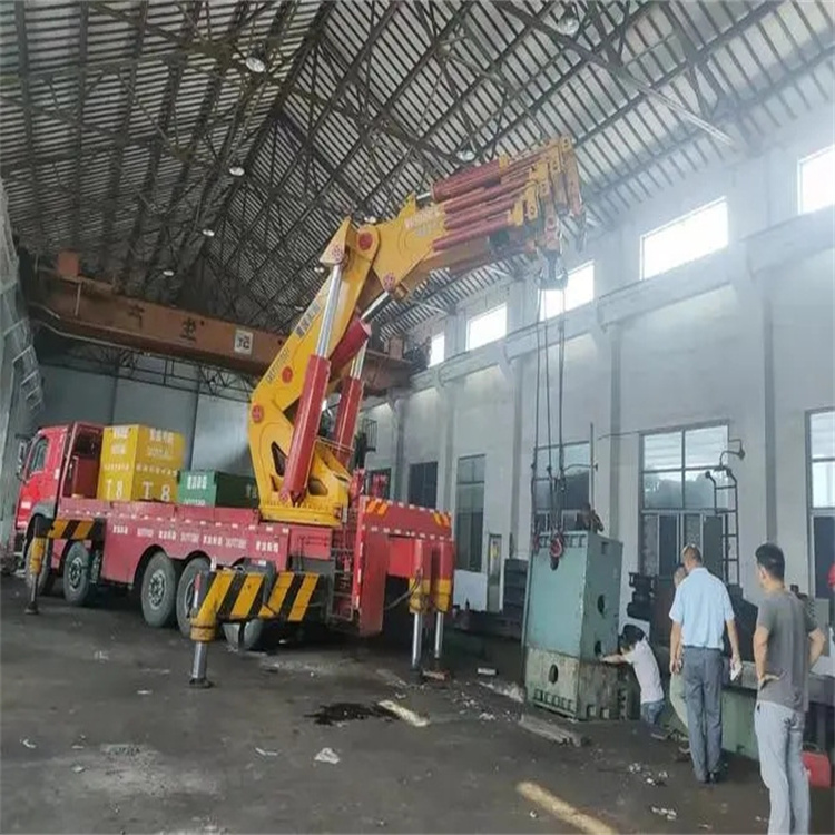 承德鹰手营子矿速查！附近自卸吊车租赁电话及租赁全攻略